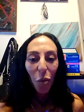 Snapshot of inkdhollow1 chatting on October 1, 2025, 1:11 am inkdhollow1 online show from October 1, 2025, 1:11 am