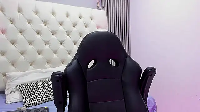 venedic bull online show from March 3, 2026, 4:41 am