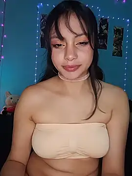 lizethavila online show from July 1, 2026, 10:54 pm