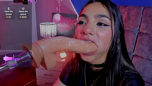 susi hot13 online show from February 21, 2026, 8:55 pm