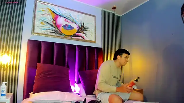 Snapshot of Dylan_Katte chatting on March 20, 2026, 12:00 am Dylan Katte online show from March 20, 2026, 12:00 am