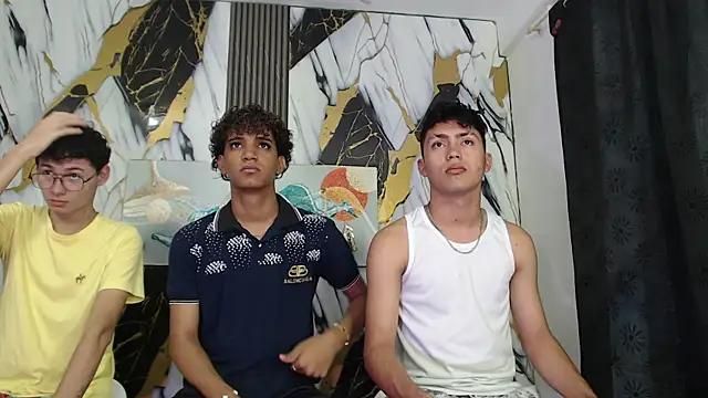 VERY HOT GUYS online show from July 14, 2026, 1:17 pm