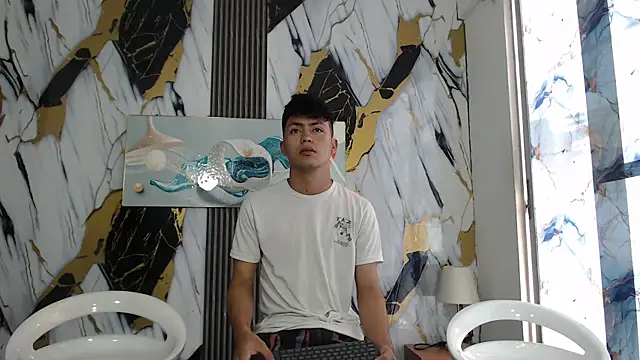 VERY HOT GUYS online show from July 31, 2026, 1:10 pm