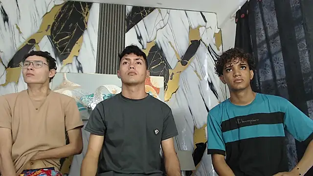 VERY HOT GUYS online show from July 15, 2026, 1:18 pm