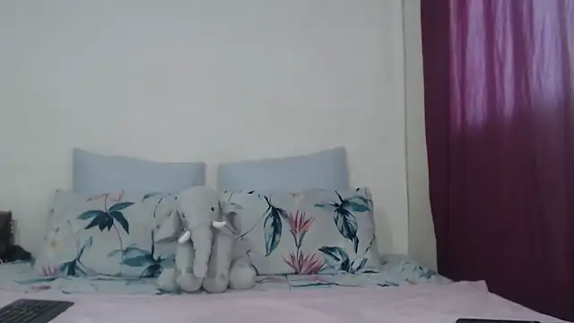 Snapshot of PIXIEBITCHXXX26 chatting on March 9, 2026, 10:52 am PIXIEBITCHXXX26 online show from March 9, 2026, 10:52 am