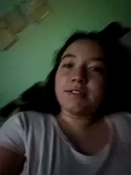 annyaparis online show from October 20, 2025, 4:14 am