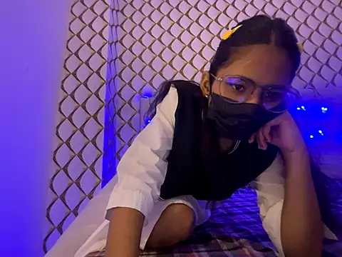 dubyzubygirl online show from October 10, 2025, 5:25 pm