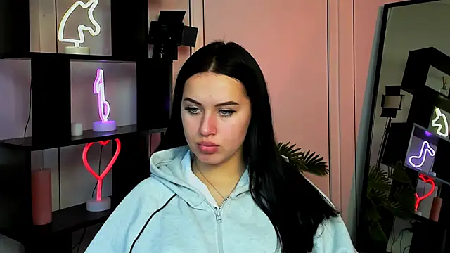 vivy star1 online show from November 11, 2025, 7:08 pm