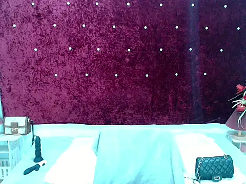 xAsianTOPModelx online show from October 7, 2025, 3:46 pm