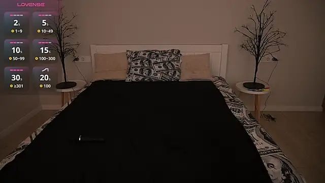 IsabelleDiorr online show from November 19, 2025, 8:31 pm