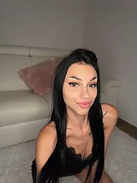 ilariea girl online show from July 10, 2026, 4:29 pm