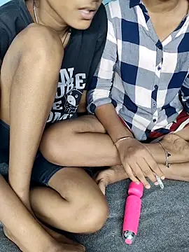 Snapshot of Unique_girls90 chatting on March 11, 2026, 4:56 pm Unique girls90 online show from March 11, 2026, 4:56 pm