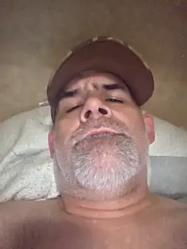 Snapshot of DeeBestEver chatting on March 29, 2026, 11:06 pm DeeBestEver online show from March 29, 2026, 11:06 pm