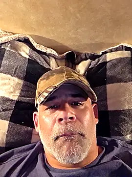 Snapshot of DeeBestEver chatting on November 22, 2025, 11:31 am DeeBestEver online show from November 22, 2025, 11:31 am