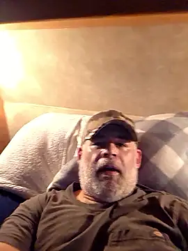 Snapshot of DeeBestEver chatting on November 7, 2025, 12:04 am DeeBestEver online show from November 7, 2025, 12:04 am