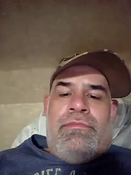 Snapshot of DeeBestEver chatting on March 28, 2026, 10:33 pm DeeBestEver online show from March 28, 2026, 10:33 pm