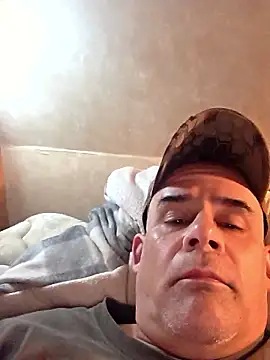 Snapshot of DeeBestEver chatting on January 13, 2026, 9:24 am DeeBestEver online show from January 13, 2026, 9:24 am