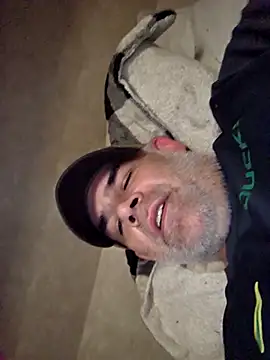 Snapshot of DeeBestEver chatting on October 16, 2025, 7:44 pm DeeBestEver online show from October 16, 2025, 7:44 pm