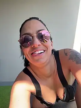 LaPetiteKim online show from March 17, 2026, 1:14 pm