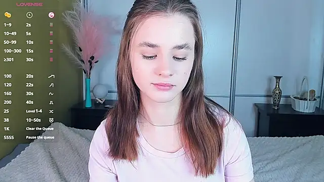 Snapshot of JinnyMcie chatting on March 19, 2026, 7:30 am JinnyMcie online show from March 19, 2026, 7:30 am