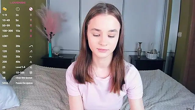 Snapshot of JinnyMcie chatting on March 20, 2026, 10:05 am JinnyMcie online show from March 20, 2026, 10:05 am