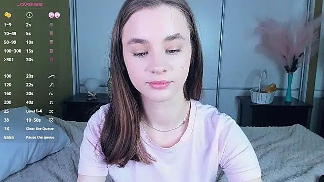 Snapshot of JinnyMcie chatting on March 15, 2026, 9:38 am JinnyMcie online show from March 15, 2026, 9:38 am