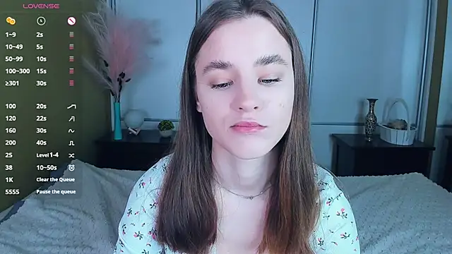 Snapshot of JinnyMcie chatting on March 24, 2026, 10:15 am JinnyMcie online show from March 24, 2026, 10:15 am