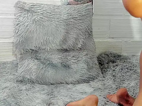 Daniell 007 online show from November 17, 2025, 7:01 am