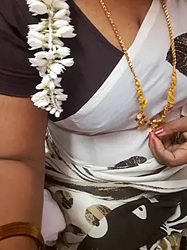 Snapshot of Tamil_Ammani chatting on March 3, 2026, 4:36 pm Tamil Ammani online show from March 3, 2026, 4:36 pm