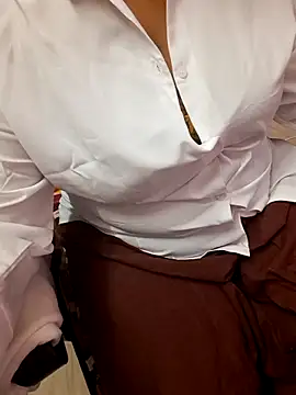 Tamil Ammani online show from October 14, 2025, 6:08 pm