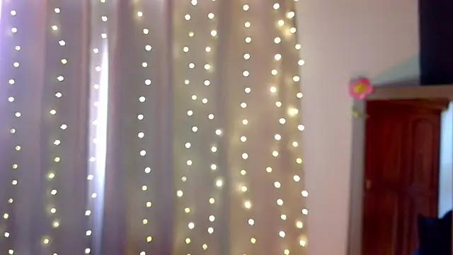 emma web  online show from February 25, 2026, 4:40 pm