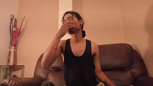 Dickie Dicking online show from October 31, 2025, 8:27 pm