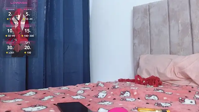 JuliethaFox online show from November 14, 2025, 8:56 pm