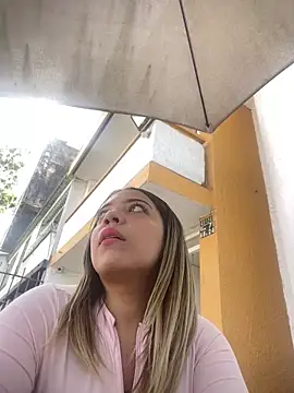 Ada Pink online show from December 19, 2025, 3:03 pm