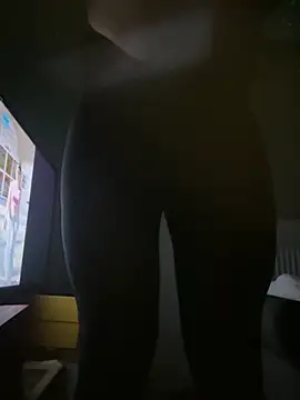 Snapshot of Wearpantyhosenorfolk chatting on November 11, 2025, 11:42 pm Wearpantyhosenorfolk online show from November 11, 2025, 11:42 pm