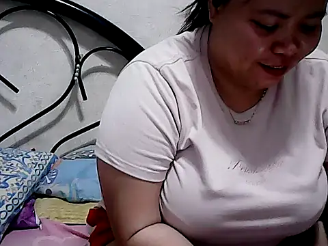 HornyPussie69 online show from July 9, 2026, 6:25 am
