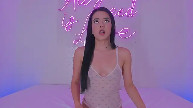 Megan Ritz online show from October 6, 2025, 4:02 am