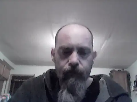 crazyheratic8 online show from March 17, 2026, 1:19 am