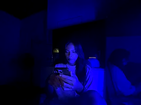 ella foxtrot online show from October 5, 2025, 10:44 pm