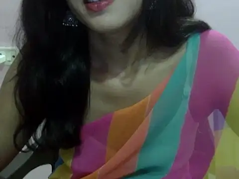 Laila Cute online show from June 21, 2026, 4:57 pm