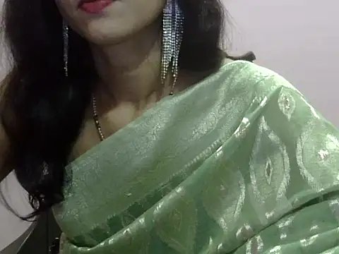 Laila Cute online show from July 8, 2026, 3:19 am