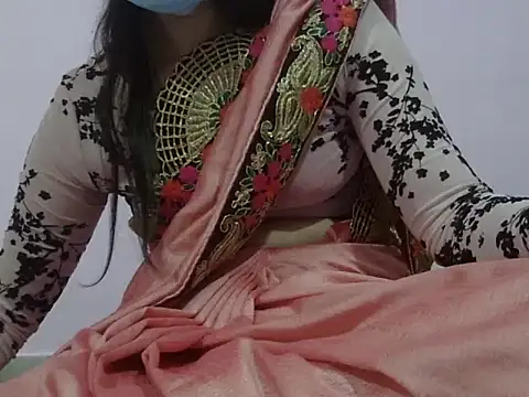 Laila Cute online show from January 6, 2026, 1:37 pm