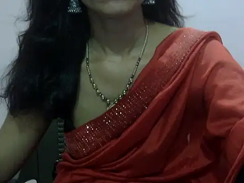 Laila Cute online show from May 23, 2026, 3:44 pm