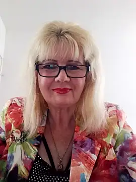 BoloshkaBlonda online show from October 5, 2025, 9:44 am