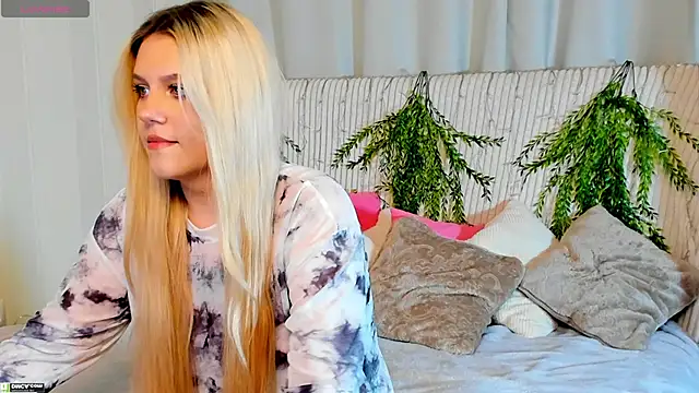 Malisha kiss online show from October 25, 2025, 9:30 am