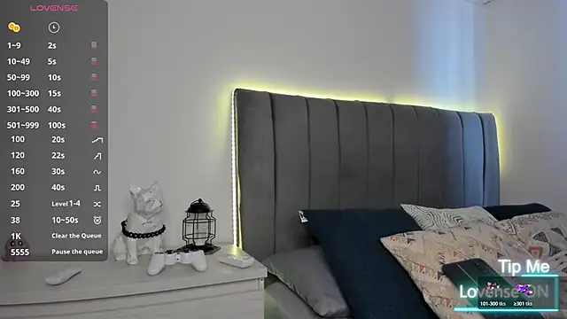 JARETHH online show from October 31, 2025, 1:41 pm