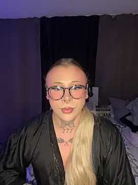 Kimberly-sweety online show from October 15, 2025, 7:22 pm