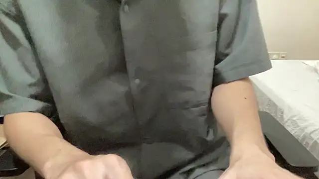 16hornydog online show from November 29, 2025, 3:23 pm