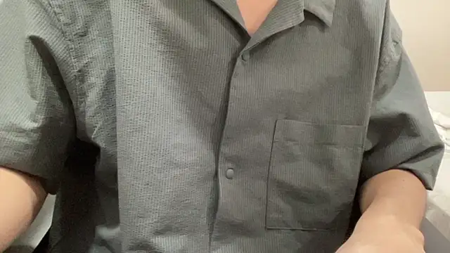 16hornydog online show from October 17, 2025, 2:52 pm