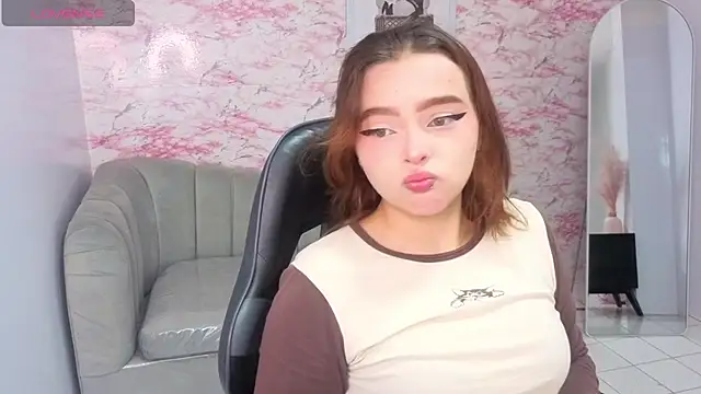 mia foster t online show from February 14, 2026, 1:22 pm